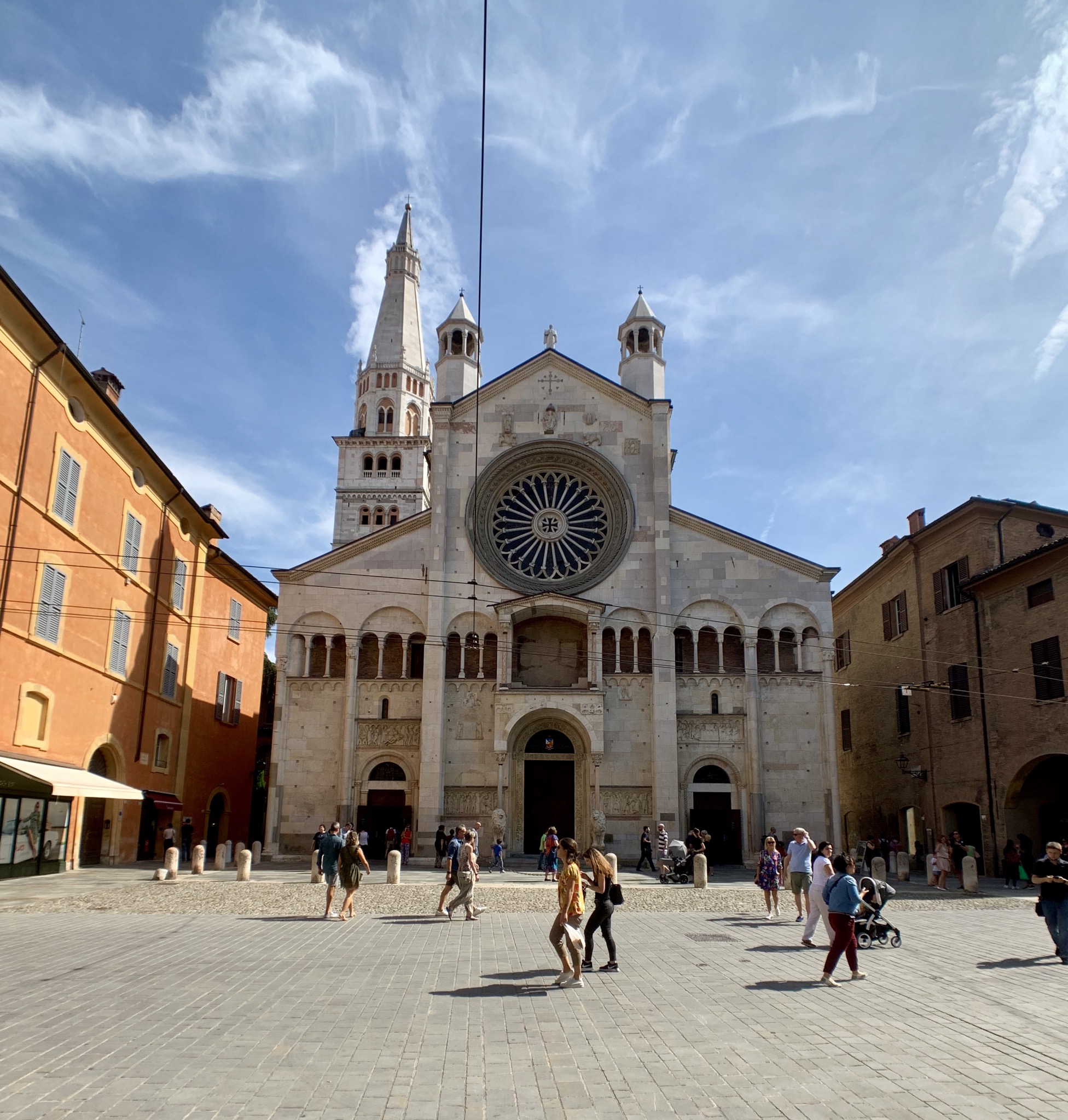 Modena cathedral and Ghirlandina tower